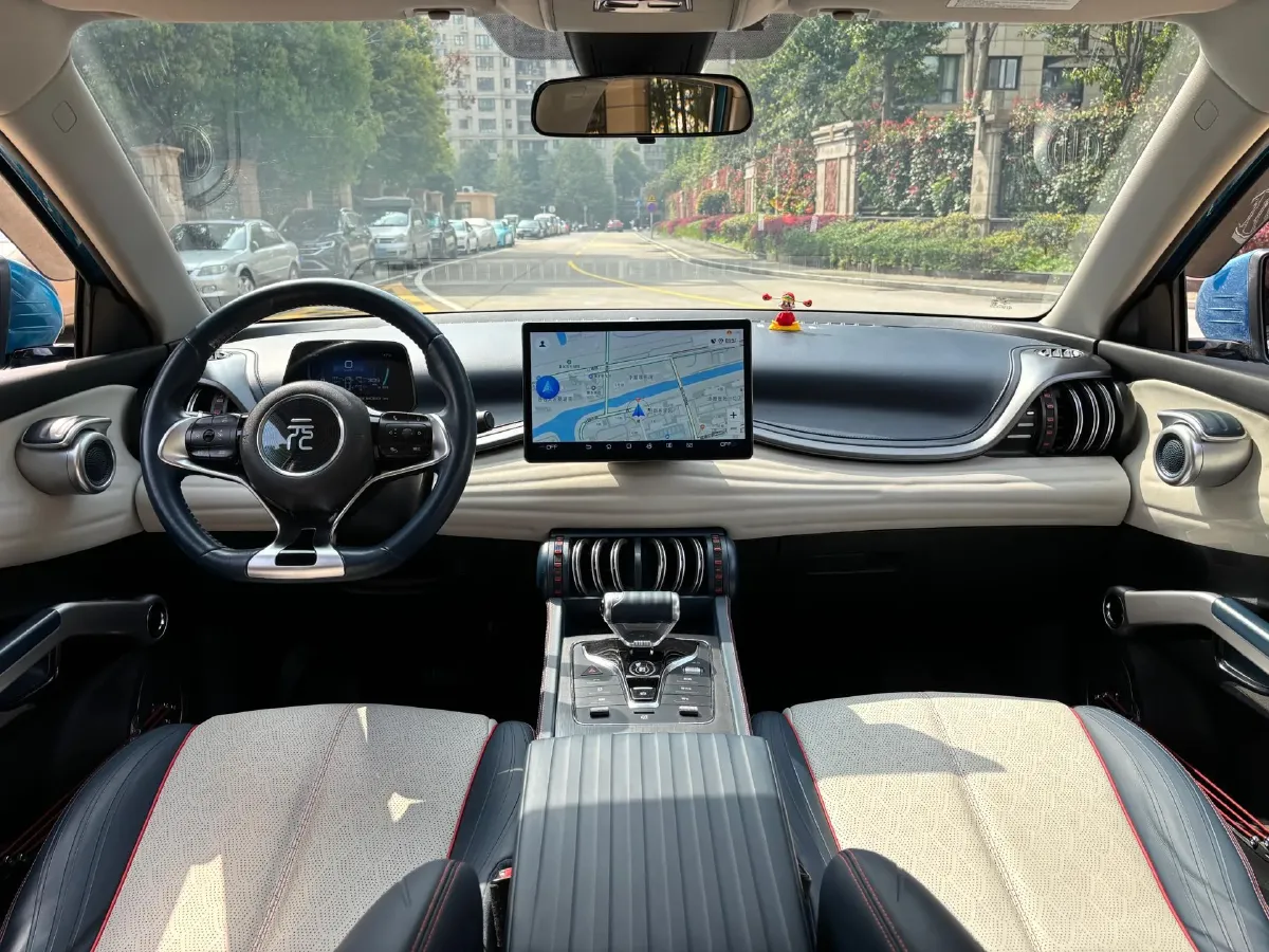 2022 Hycan Z03 BEV 64.23KWH,autocango,china used car exporter,china ev exporter,chinese used car exporter,chinese used ev exporter