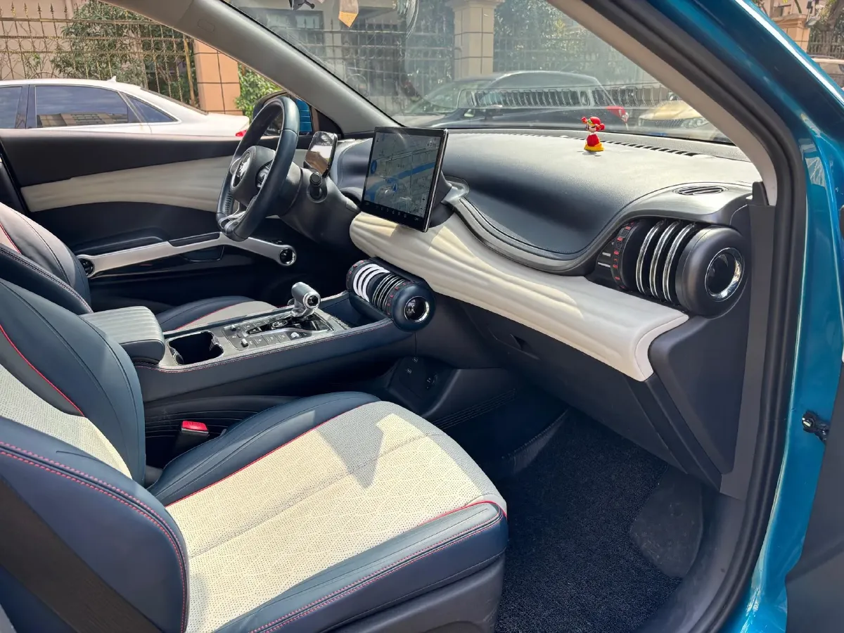 2022 Hycan Z03 BEV 64.23KWH,autocango,china used car exporter,china ev exporter,chinese used car exporter,chinese used ev exporter