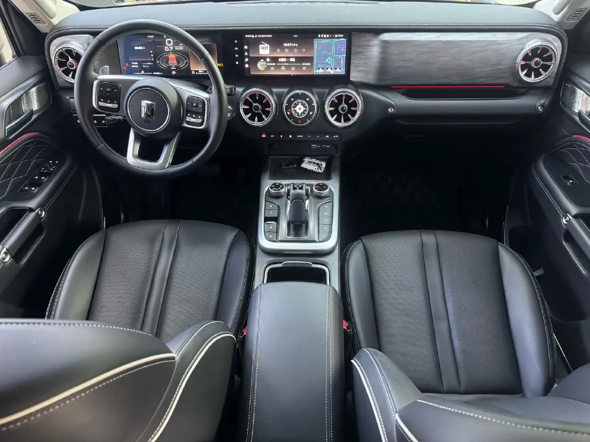 2024 Tank 300 2.0T 227HP L4 8AT,autocango,china used car exporter,china ev exporter,chinese used car exporter,chinese used ev exporter