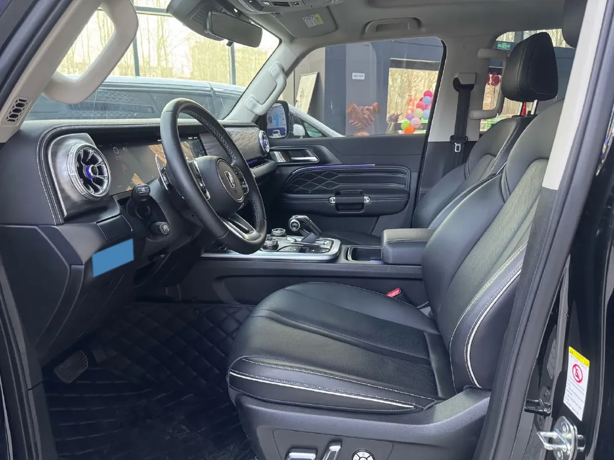 2024 Tank 300 2.0T 227HP L4 8AT,autocango,china used car exporter,china ev exporter,chinese used car exporter,chinese used ev exporter