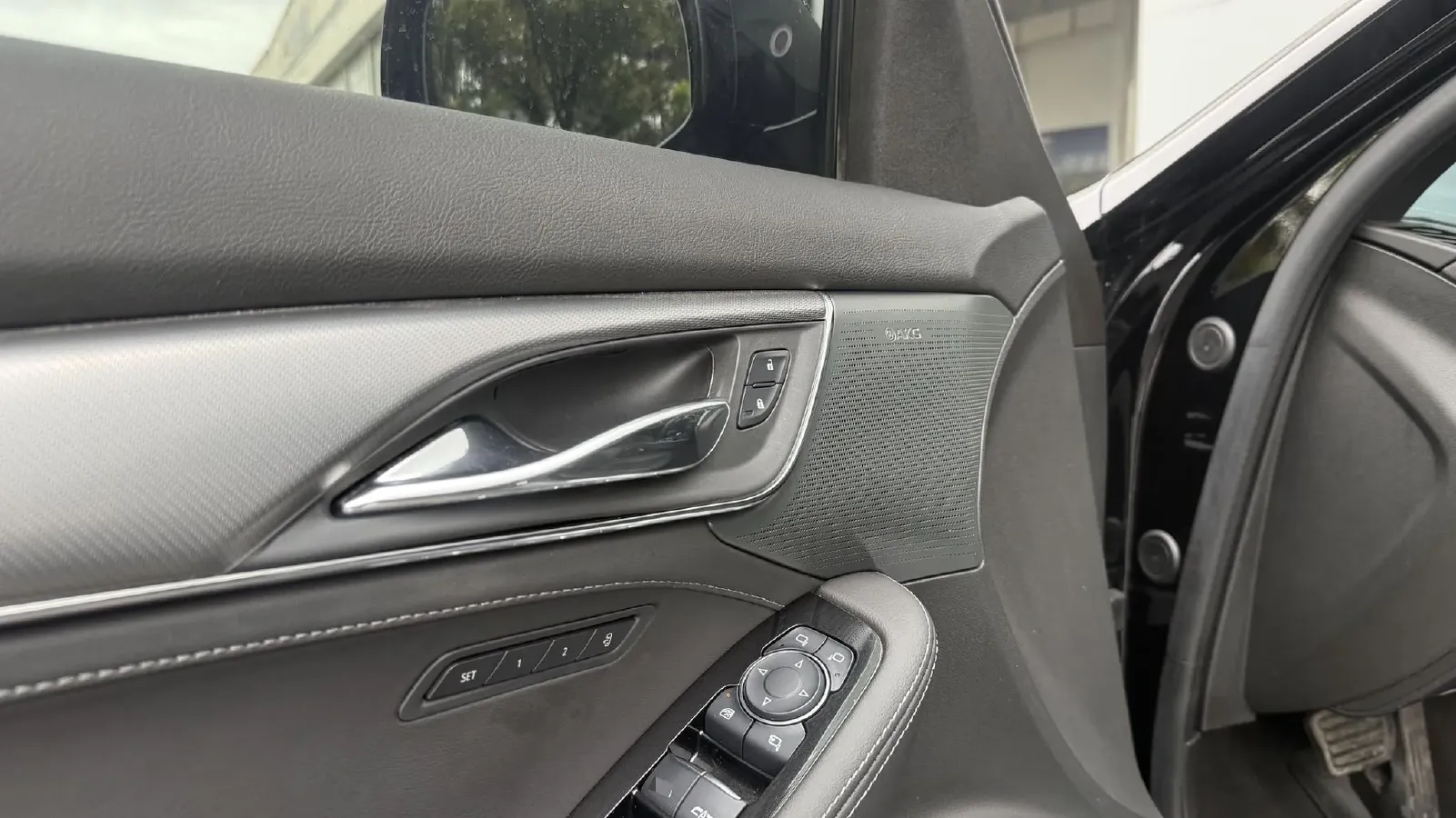 2024 Cadillac CT5 2.0T 237HP L4 10AT,autocango,china used car exporter,china ev exporter,chinese used car exporter,chinese used ev exporter