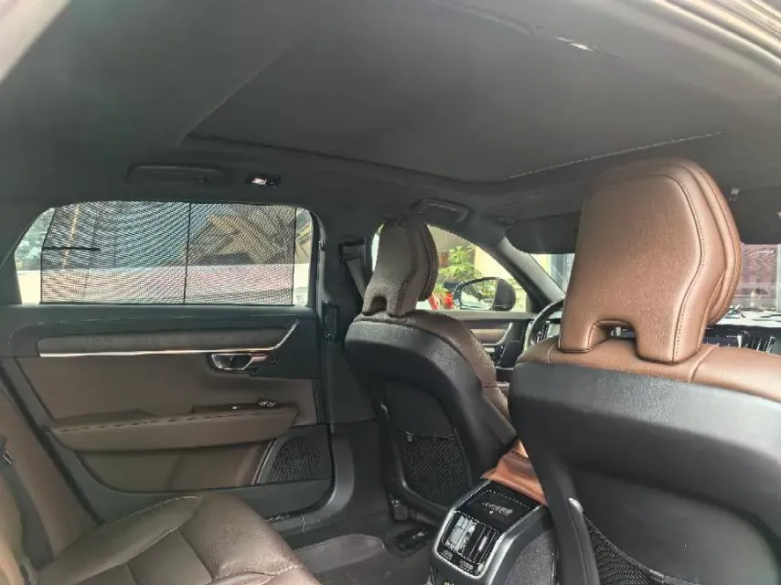 2022 Volvo S90 2.0T 250HP L4 8AT,autocango,china used car exporter,china ev exporter,chinese used car exporter,chinese used ev exporter