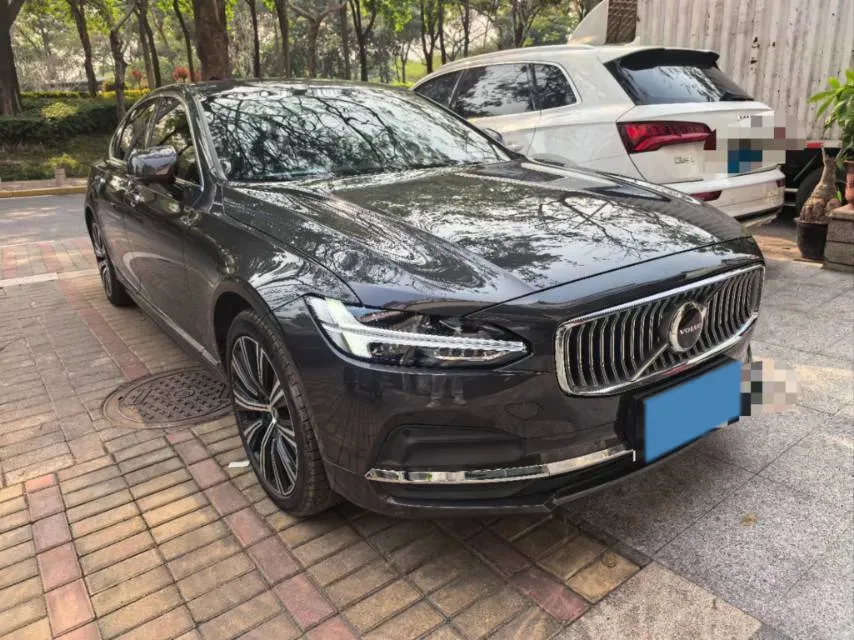 2022 Volvo S90 2.0T 250HP L4 8AT,autocango,china used car exporter,china ev exporter,chinese used car exporter,chinese used ev exporter