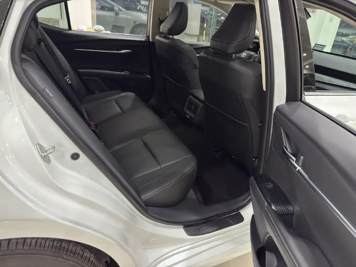 2024 Toyota Camry 2.0L 173HP L4 CVT,autocango,china used car exporter,china ev exporter,chinese used car exporter,chinese used ev exporter