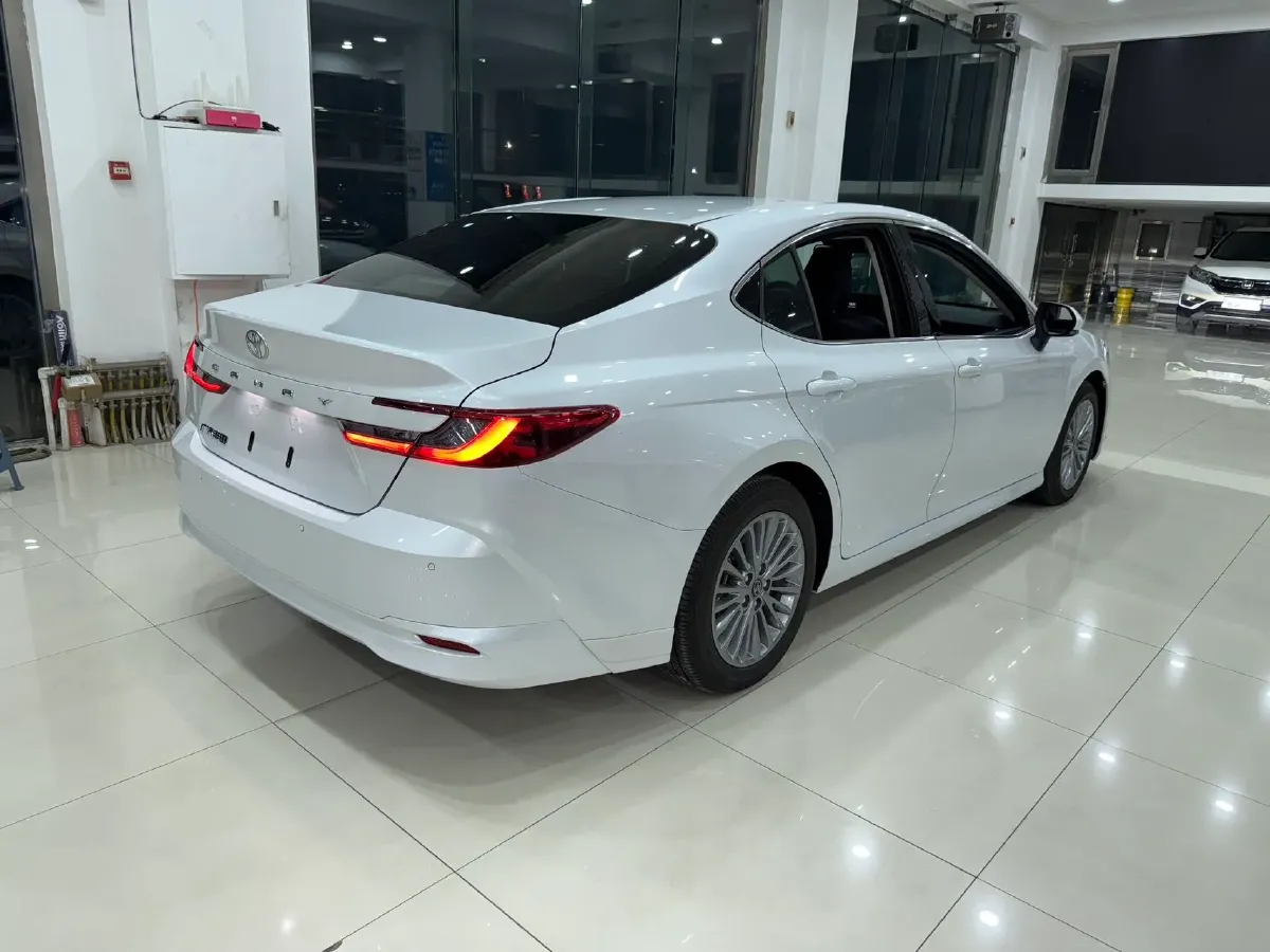 2024 Toyota Camry 2.0L 173HP L4 CVT,autocango,china used car exporter,china ev exporter,chinese used car exporter,chinese used ev exporter
