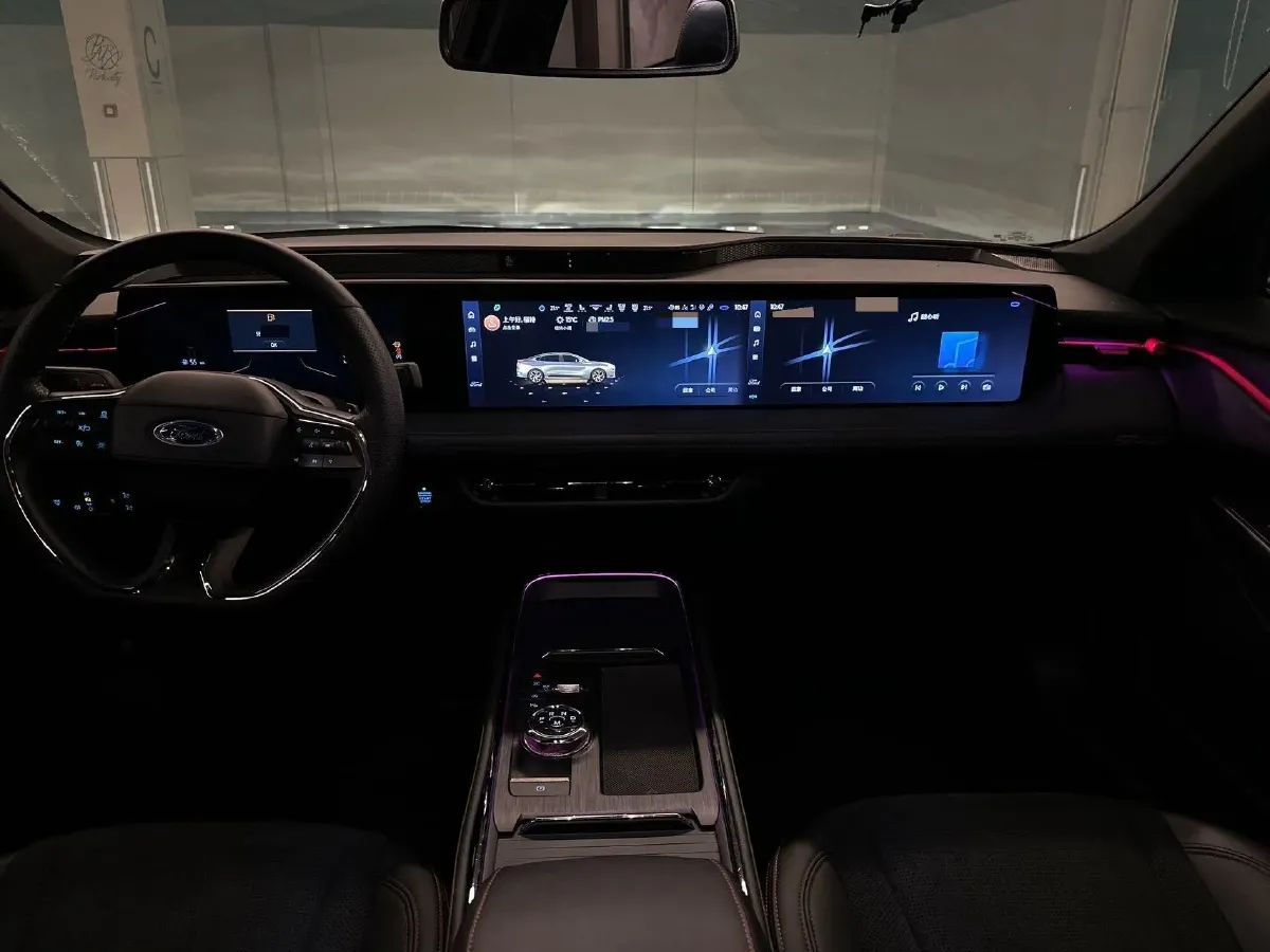 2022 Ford Mondeo 2.0T 238HP L4 8AT,autocango,china used car exporter,china ev exporter,chinese used car exporter,chinese used ev exporter