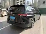2023 Toyota Sienna 2.5L 189HP L4 E-CVT Hybrid