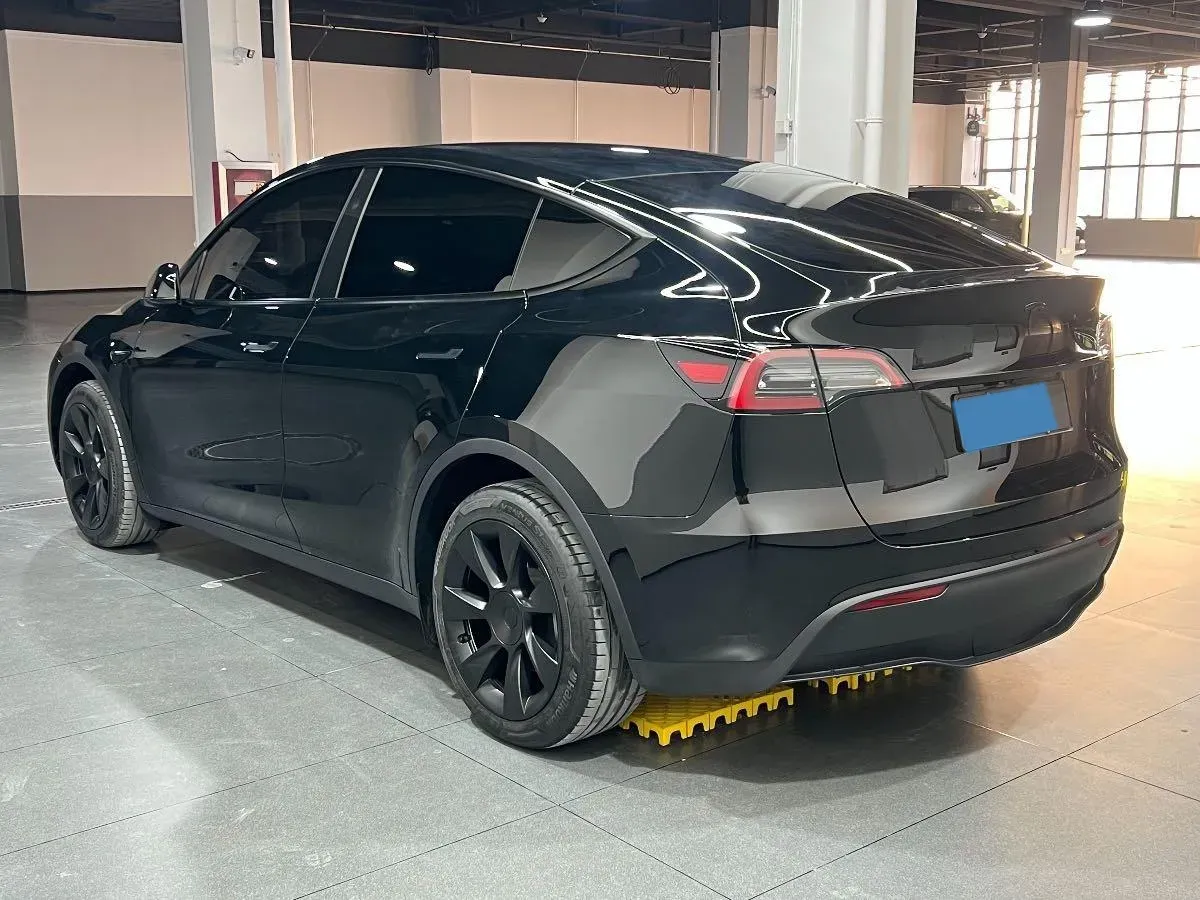 2024 Tesla Model Y BEV 78.4KWH,autocango,china used car exporter,china ev exporter,chinese used car exporter,chinese used ev exporter