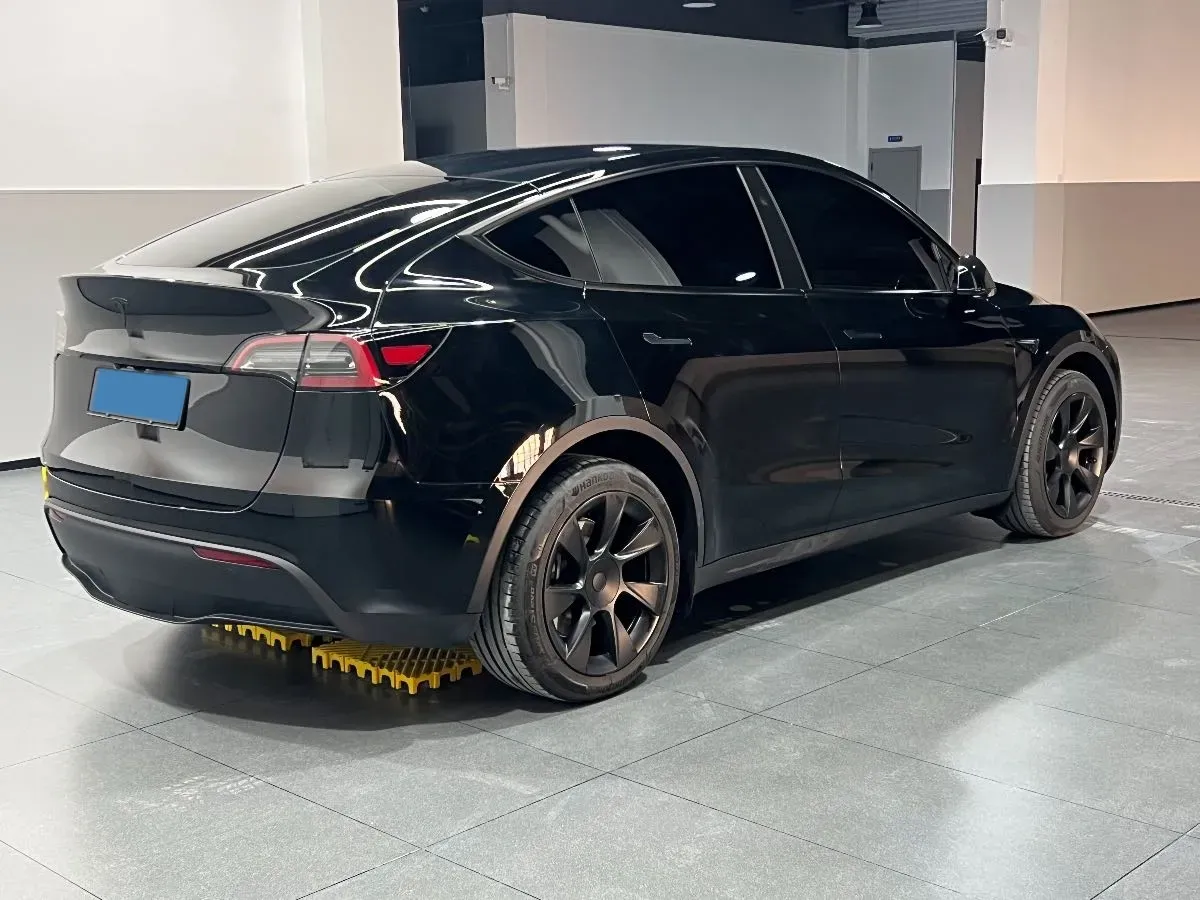 2024 Tesla Model Y BEV 78.4KWH,autocango,china used car exporter,china ev exporter,chinese used car exporter,chinese used ev exporter