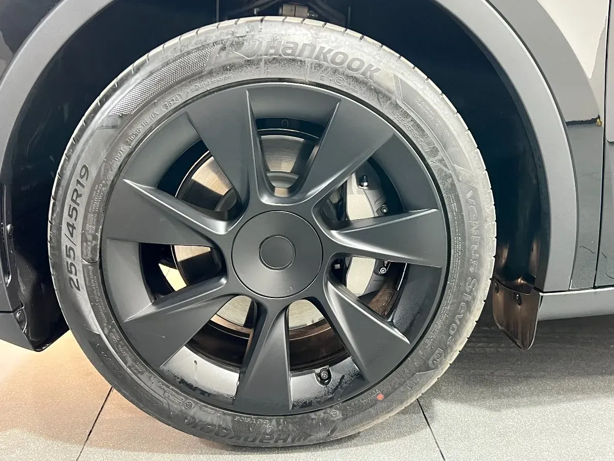 2024 Tesla Model Y BEV 78.4KWH,autocango,china used car exporter,china ev exporter,chinese used car exporter,chinese used ev exporter