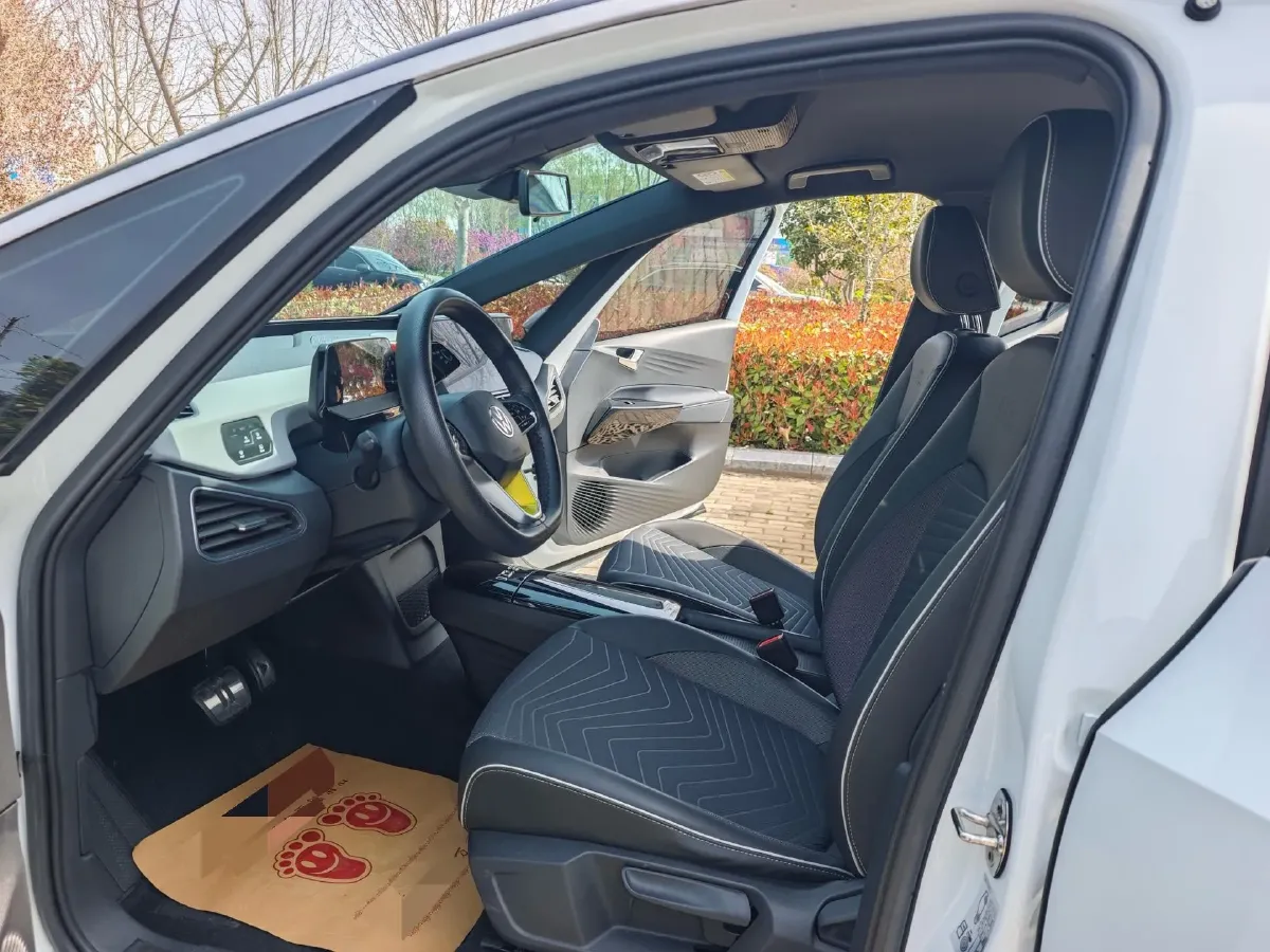 2023 Volkswagen ID.3 BEV 52.8KWH,autocango,china used car exporter,china ev exporter,chinese used car exporter,chinese used ev exporter