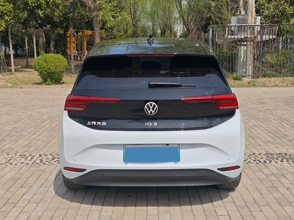 2023 Volkswagen ID.3 BEV 52.8KWH,autocango,china used car exporter,china ev exporter,chinese used car exporter,chinese used ev exporter