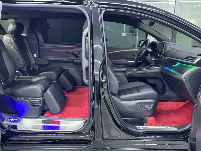 2023 Toyota Sienna 2.5L 189HP L4 E-CVT Hybrid,autocango,china used car exporter,china ev exporter,chinese used car exporter,chinese used ev exporter