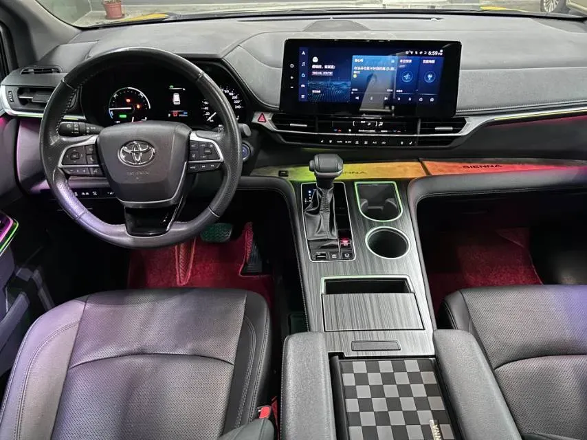 2023 Toyota Sienna 2.5L 189HP L4 E-CVT Hybrid,autocango,china used car exporter,china ev exporter,chinese used car exporter,chinese used ev exporter