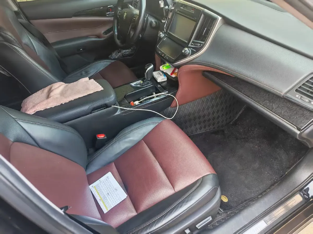 2018 Toyota Highlander 2.0T 220HP L4 6AT,autocango,china used car exporter,china ev exporter,chinese used car exporter,chinese used ev exporter