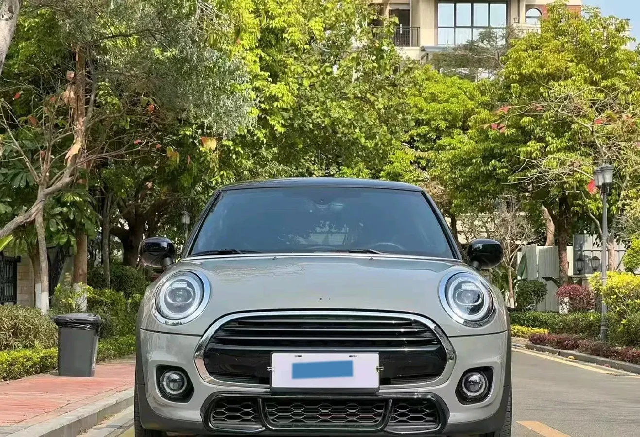 2020 MINI MINI 1.5T 136HP L3 7DCT,autocango,china used car exporter,china ev exporter,chinese used car exporter,chinese used ev exporter