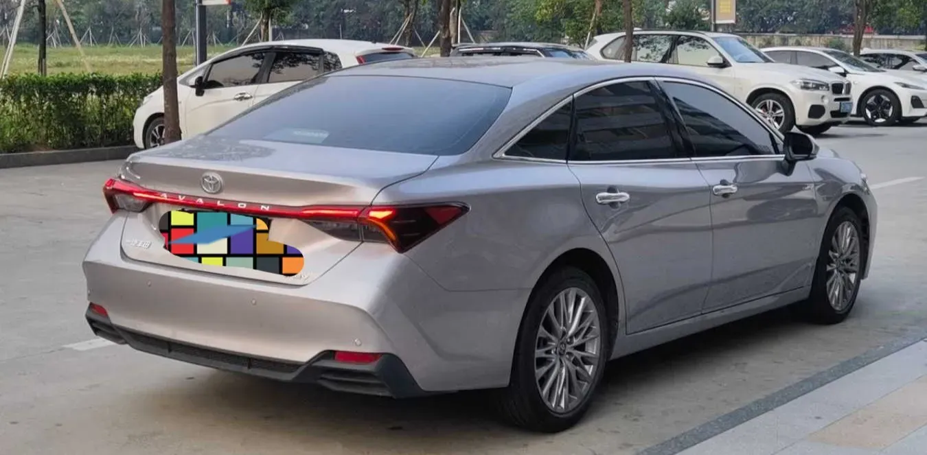 2024 Toyota Avalon 2.0L 152HP L4 E-CVT Hybrid,autocango,china used car exporter,china ev exporter,chinese used car exporter,chinese used ev exporter