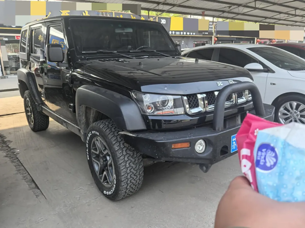 2017 Beijing BJ40 2.3T 250HP L4 6AT,autocango,china used car exporter,china ev exporter,chinese used car exporter,chinese used ev exporter