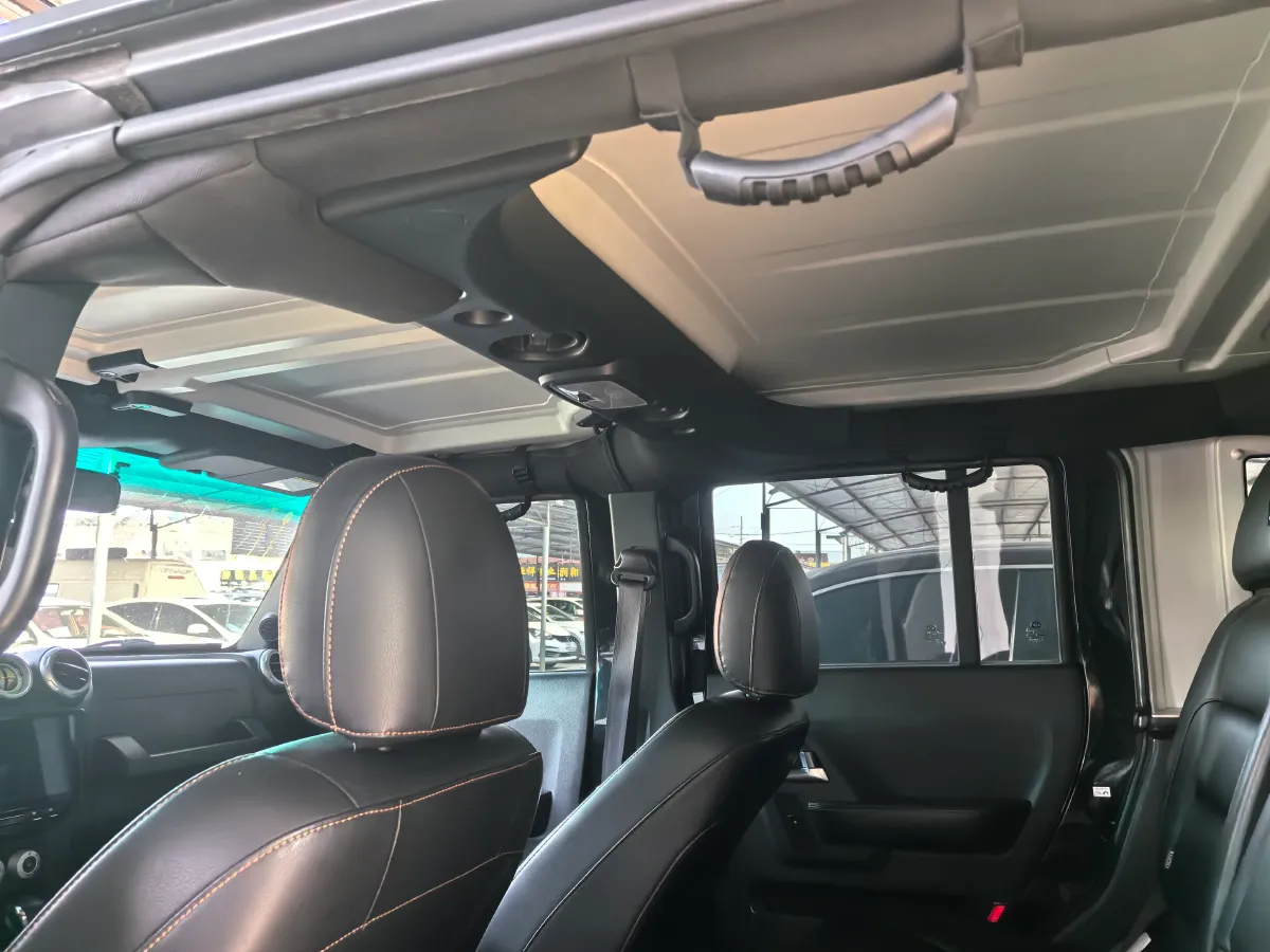 2017 Beijing BJ40 2.3T 250HP L4 6AT,autocango,china used car exporter,china ev exporter,chinese used car exporter,chinese used ev exporter