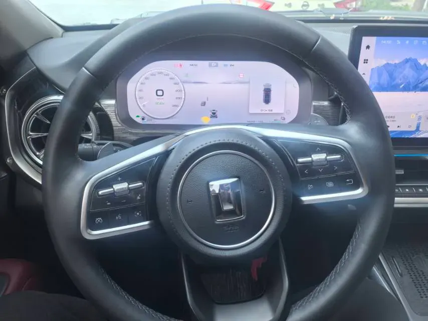 2024 Tank 400 2.0T 252HP L4 9AT PHEV 36.7/37.1KWH,autocango,china used car exporter,china ev exporter,chinese used car exporter,chinese used ev exporter