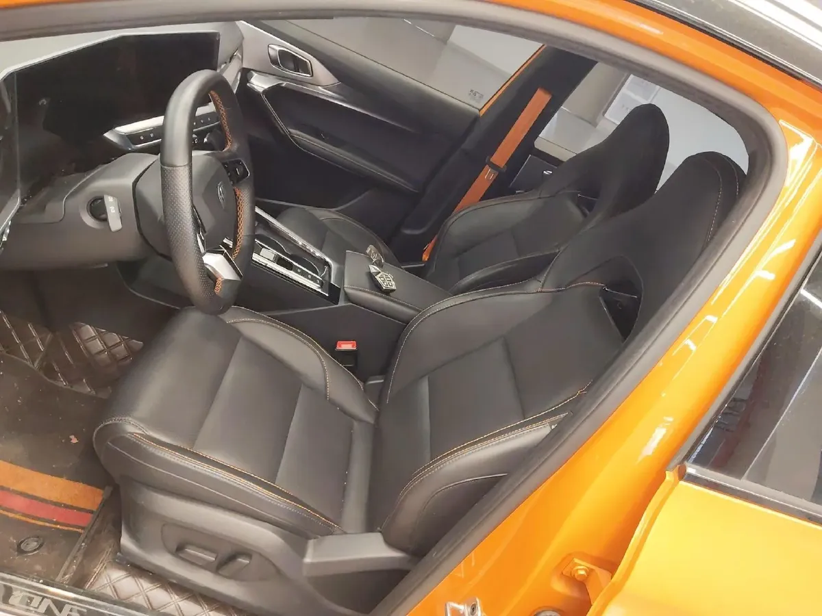 2022 MG ONE 1.5T 181HP L4 CVT,autocango,china used car exporter,china ev exporter,chinese used car exporter,chinese used ev exporter