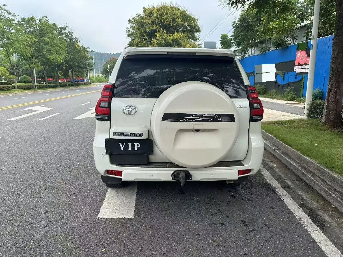 2023 Iveco DeYi 2.5T 122HP L4 6AT,autocango,china used car exporter,china ev exporter,chinese used car exporter,chinese used ev exporter