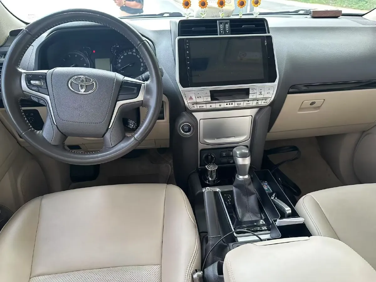 2023 Iveco DeYi 2.5T 122HP L4 6AT,autocango,china used car exporter,china ev exporter,chinese used car exporter,chinese used ev exporter