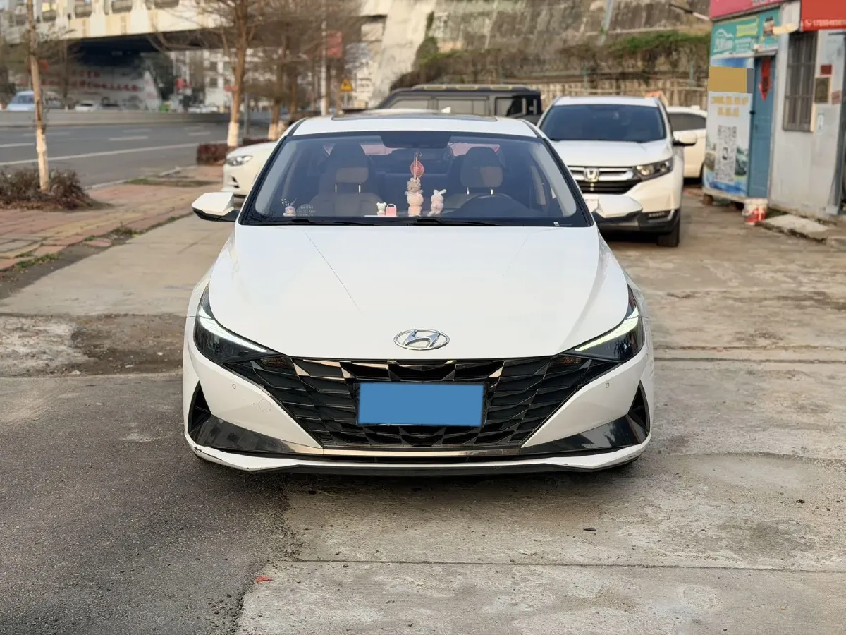 2021 Hyundai Elantra 1.5L 115HP L4 CVT,autocango,china used car exporter,china ev exporter,chinese used car exporter,chinese used ev exporter