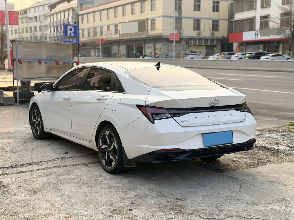 2021 Hyundai Elantra 1.5L 115HP L4 CVT,autocango,china used car exporter,china ev exporter,chinese used car exporter,chinese used ev exporter