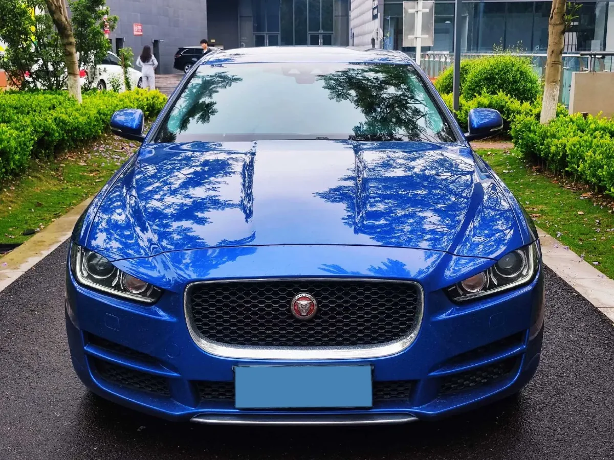 2019 Jeep Cherokee 2.0T 265HP L4 9AT,autocango,china used car exporter,china ev exporter,chinese used car exporter,chinese used ev exporter