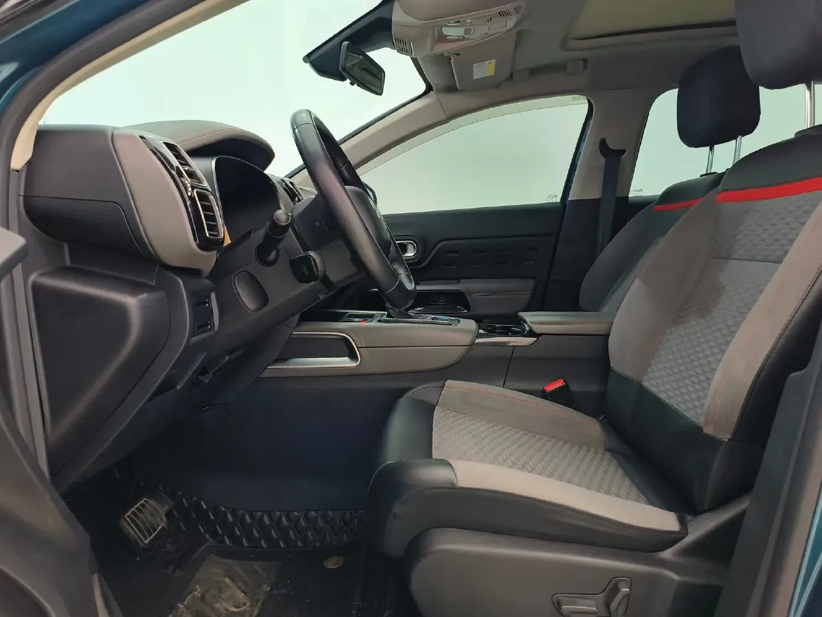 2019 Citroen C5 Aircross 1.6T 167HP L4 6AT,autocango,china used car exporter,china ev exporter,chinese used car exporter,chinese used ev exporter