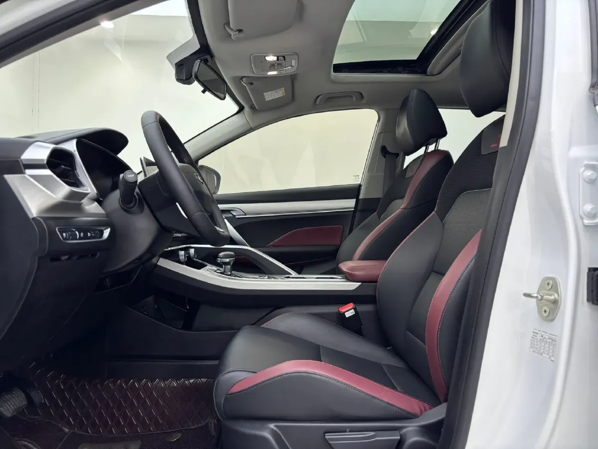 2021 Geely Coolray 1.4T 141HP L4 6DCT,autocango,china used car exporter,china ev exporter,chinese used car exporter,chinese used ev exporter