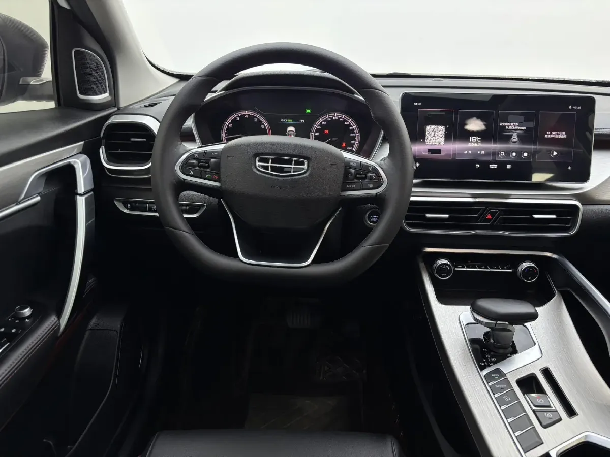 2021 Geely Coolray 1.4T 141HP L4 6DCT,autocango,china used car exporter,china ev exporter,chinese used car exporter,chinese used ev exporter