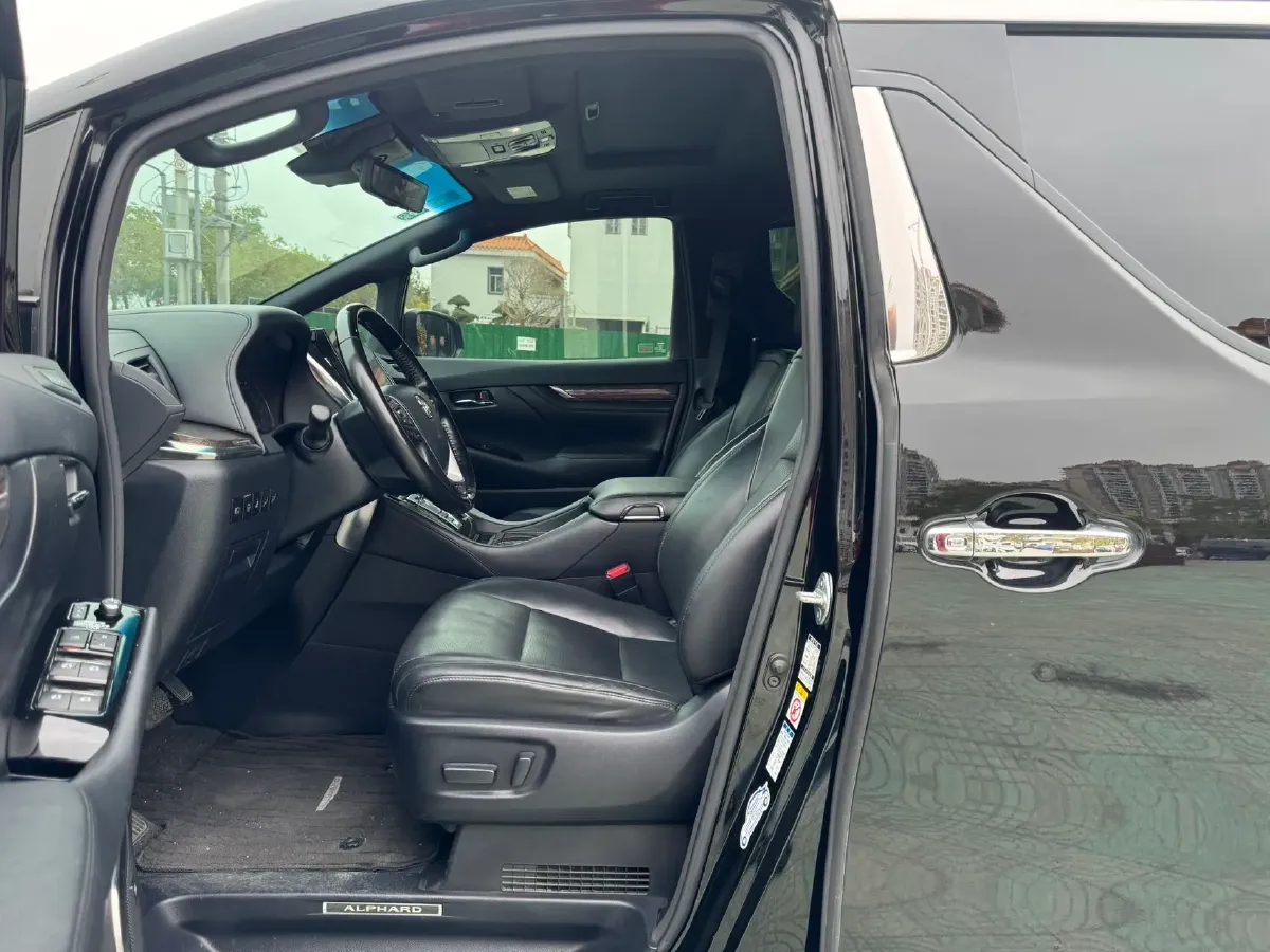 2020 Toyota Alphard 2.5L 117HP L4 E-CVT Hybrid,autocango,china used car exporter,china ev exporter,chinese used car exporter,chinese used ev exporter