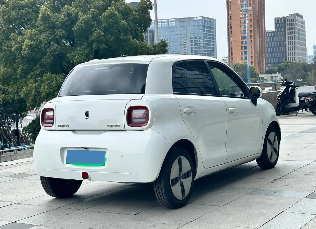 2019 Roewe Ei5 BEV 52.5KWH,autocango,china used car exporter,china ev exporter,chinese used car exporter,chinese used ev exporter