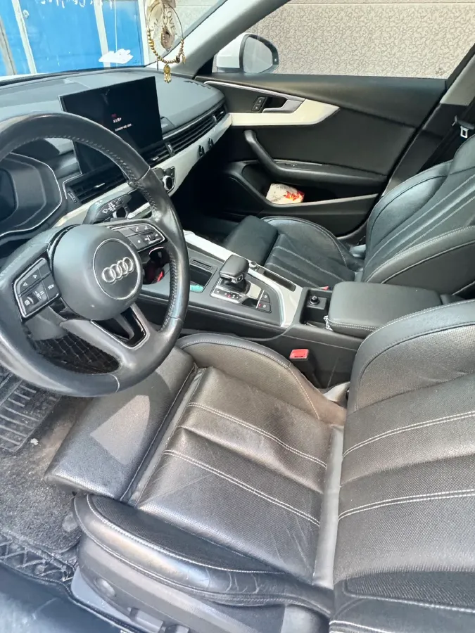 2020 Audi A4L 2.0T 190HP L4 7DCT,autocango,china used car exporter,china ev exporter,chinese used car exporter,chinese used ev exporter