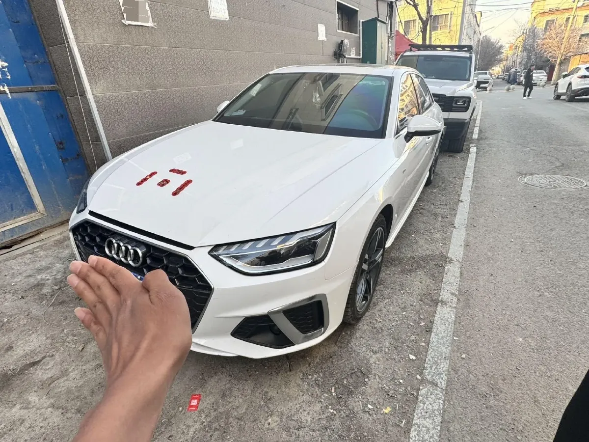 2020 Audi A4L 2.0T 190HP L4 7DCT,autocango,china used car exporter,china ev exporter,chinese used car exporter,chinese used ev exporter