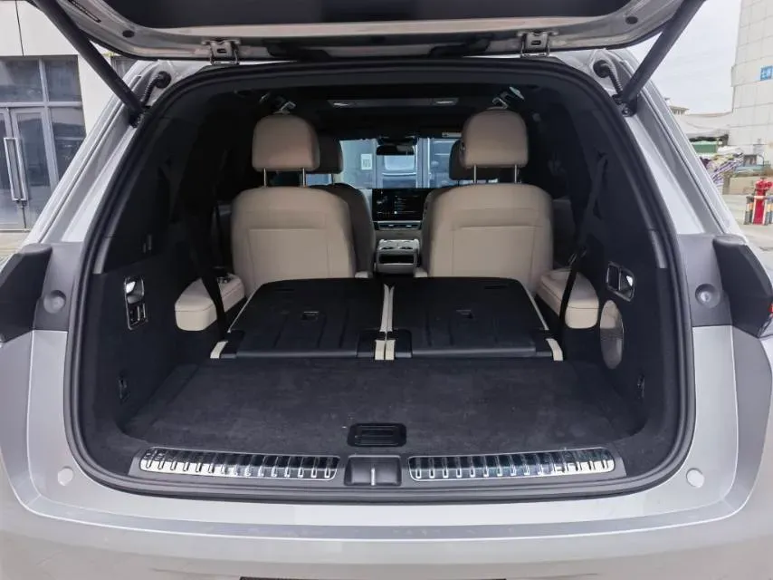 2024 Ford Bronco 2.3T 275HP L4 10AT,autocango,china used car exporter,china ev exporter,chinese used car exporter,chinese used ev exporter