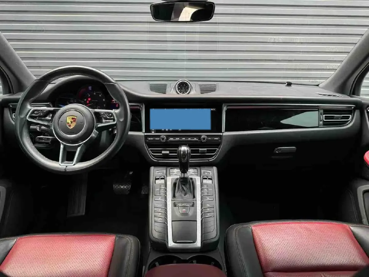 2021 Porsche Macan 2.0T 252HP L4 7DCT,autocango,china used car exporter,china ev exporter,chinese used car exporter,chinese used ev exporter