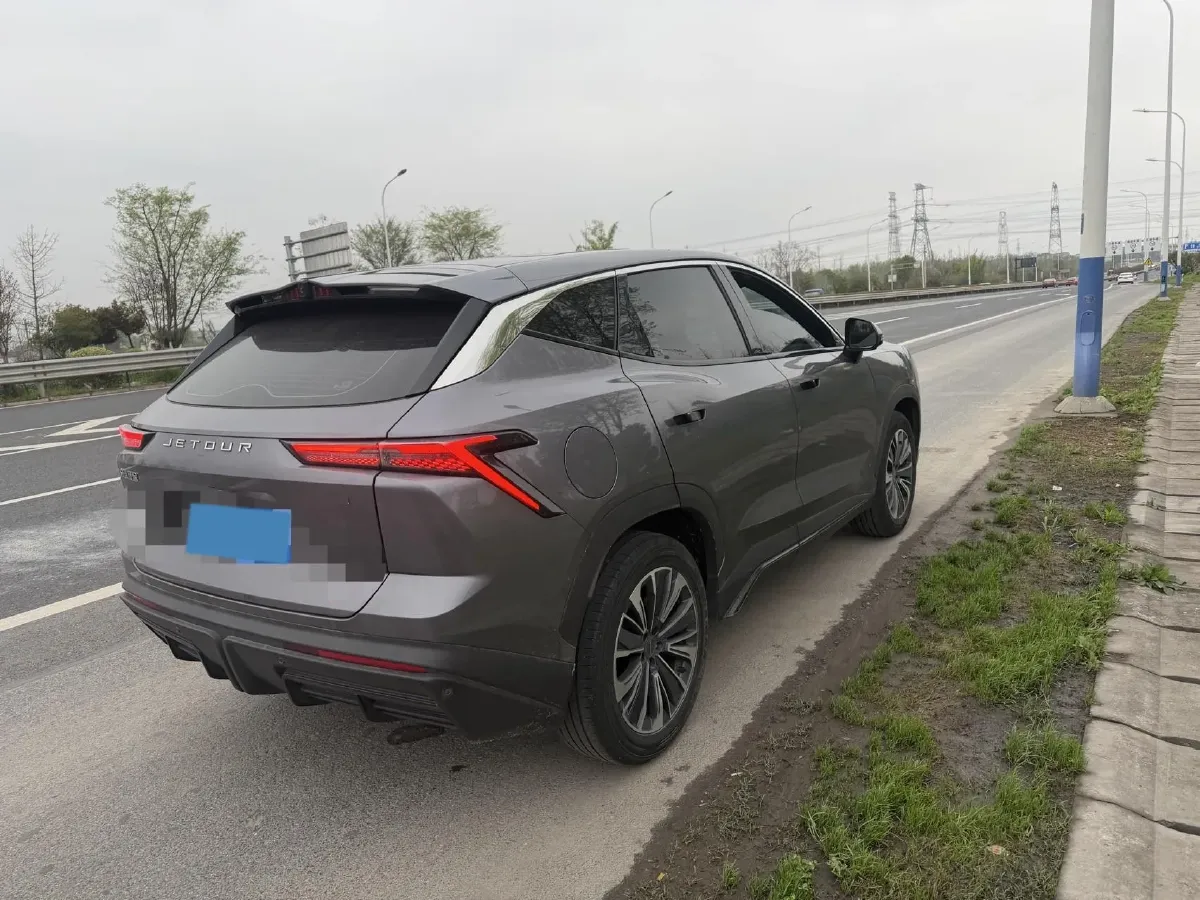 2022 Jetour DASHING 1.6T 197HP L4 7DCT,autocango,china used car exporter,china ev exporter,chinese used car exporter,chinese used ev exporter