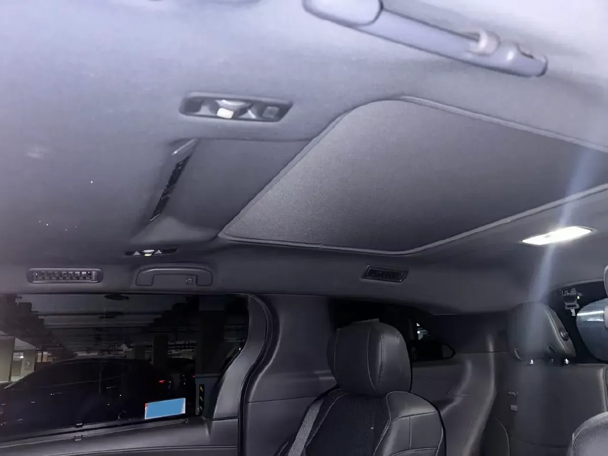 2021 Toyota Sienna 2.5L 192HP L4 E-CVT Hybrid,autocango,china used car exporter,china ev exporter,chinese used car exporter,chinese used ev exporter