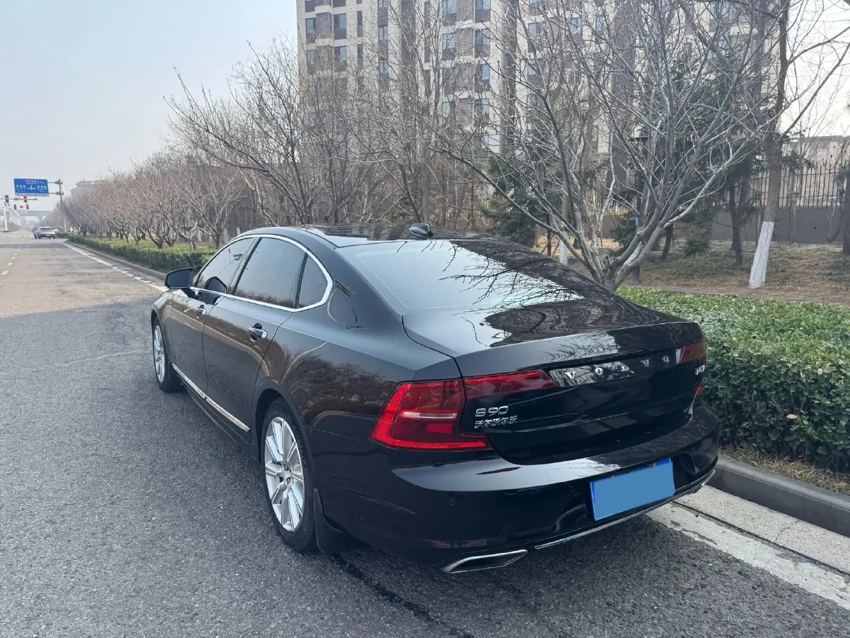 2020 Volvo S90 2.0T 254HP L4 8AT,autocango,china used car exporter,china ev exporter,chinese used car exporter,chinese used ev exporter