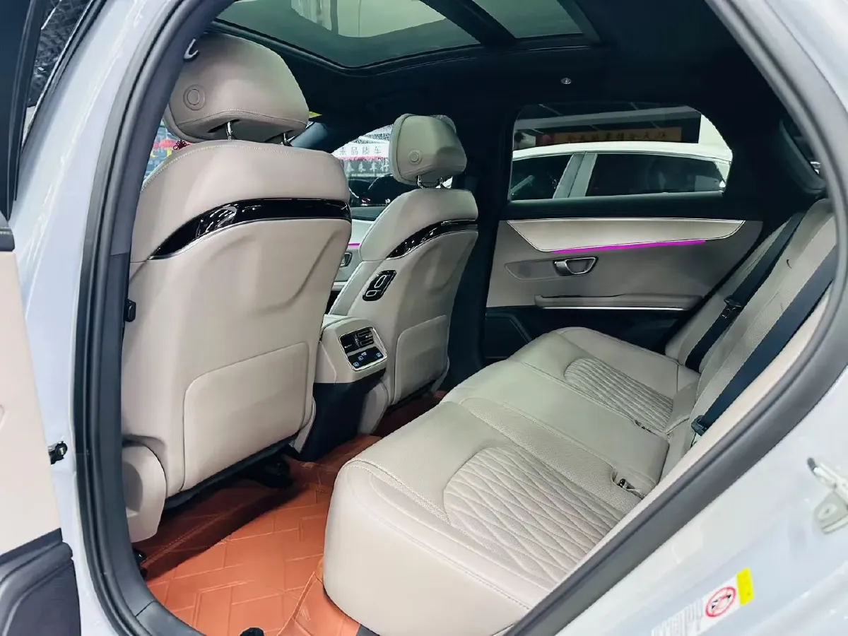 2025 BYD Han BEV 60.48KWH,autocango,china used car exporter,china ev exporter,chinese used car exporter,chinese used ev exporter