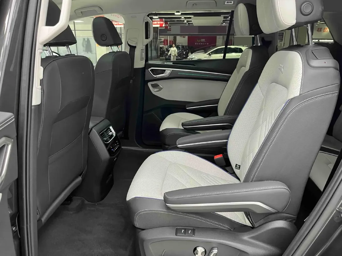 2026 Volkswagen Talagon 2.0T 272HP L4 7DCT,autocango,china used car exporter,china ev exporter,chinese used car exporter,chinese used ev exporter