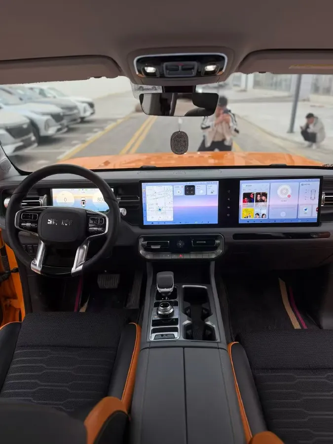 2024 Beijing BJ40 2.0T 245HP L4 8AT,autocango,china used car exporter,china ev exporter,chinese used car exporter,chinese used ev exporter