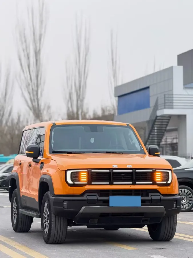 2024 Beijing BJ40 2.0T 245HP L4 8AT,autocango,china used car exporter,china ev exporter,chinese used car exporter,chinese used ev exporter
