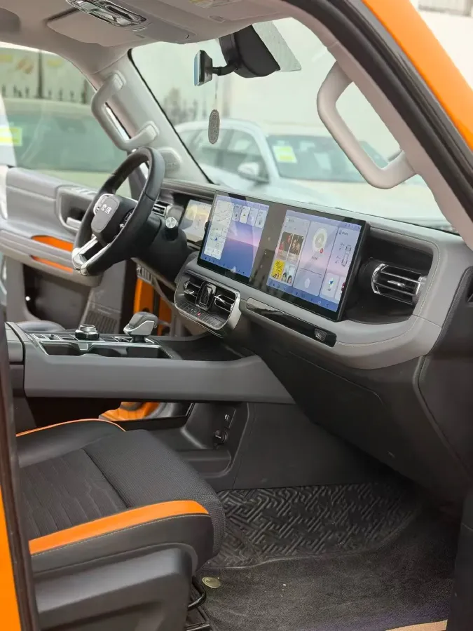 2024 Beijing BJ40 2.0T 245HP L4 8AT,autocango,china used car exporter,china ev exporter,chinese used car exporter,chinese used ev exporter