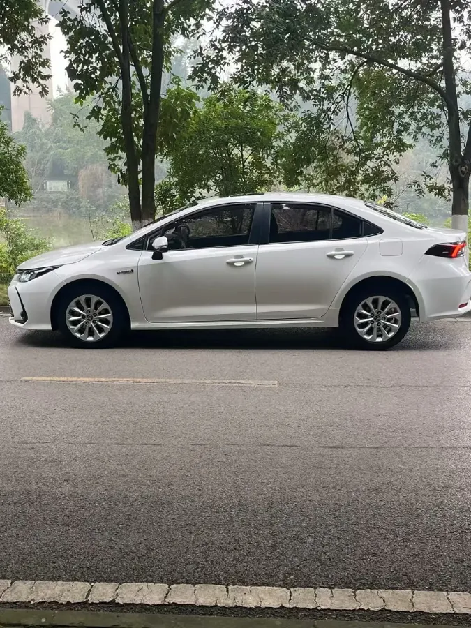 2022 Toyota Corolla 1.8L 98HP L4 E-CVT Hybrid,autocango,china used car exporter,china ev exporter,chinese used car exporter,chinese used ev exporter