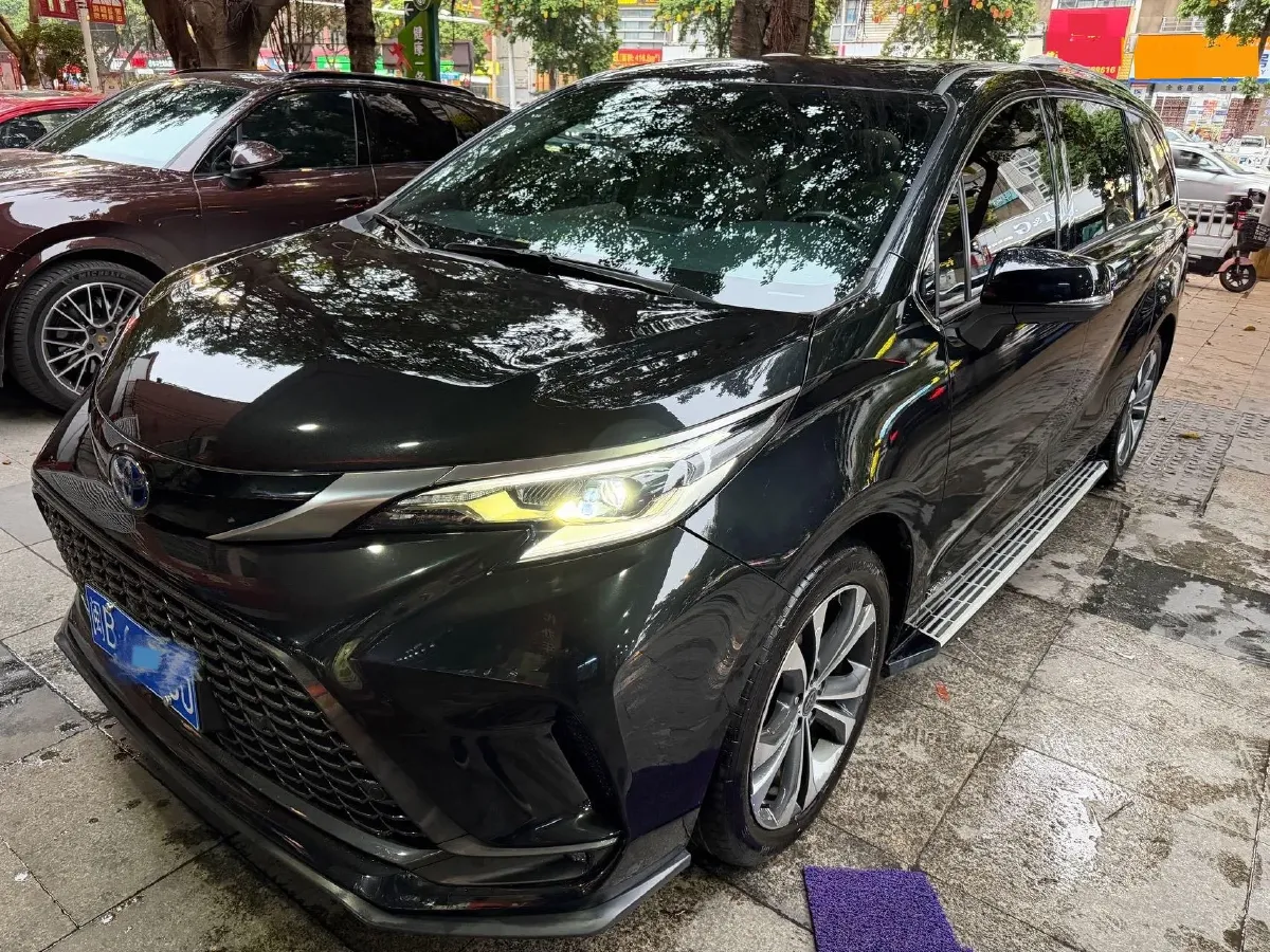 2022 Toyota Granvia 2.5L 192HP L4 E-CVT Hybrid,autocango,china used car exporter,china ev exporter,chinese used car exporter,chinese used ev exporter