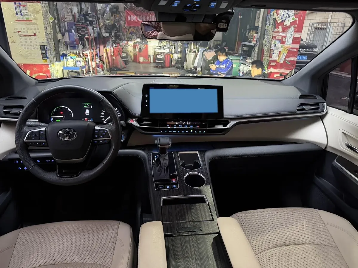 2022 Toyota Granvia 2.5L 192HP L4 E-CVT Hybrid,autocango,china used car exporter,china ev exporter,chinese used car exporter,chinese used ev exporter